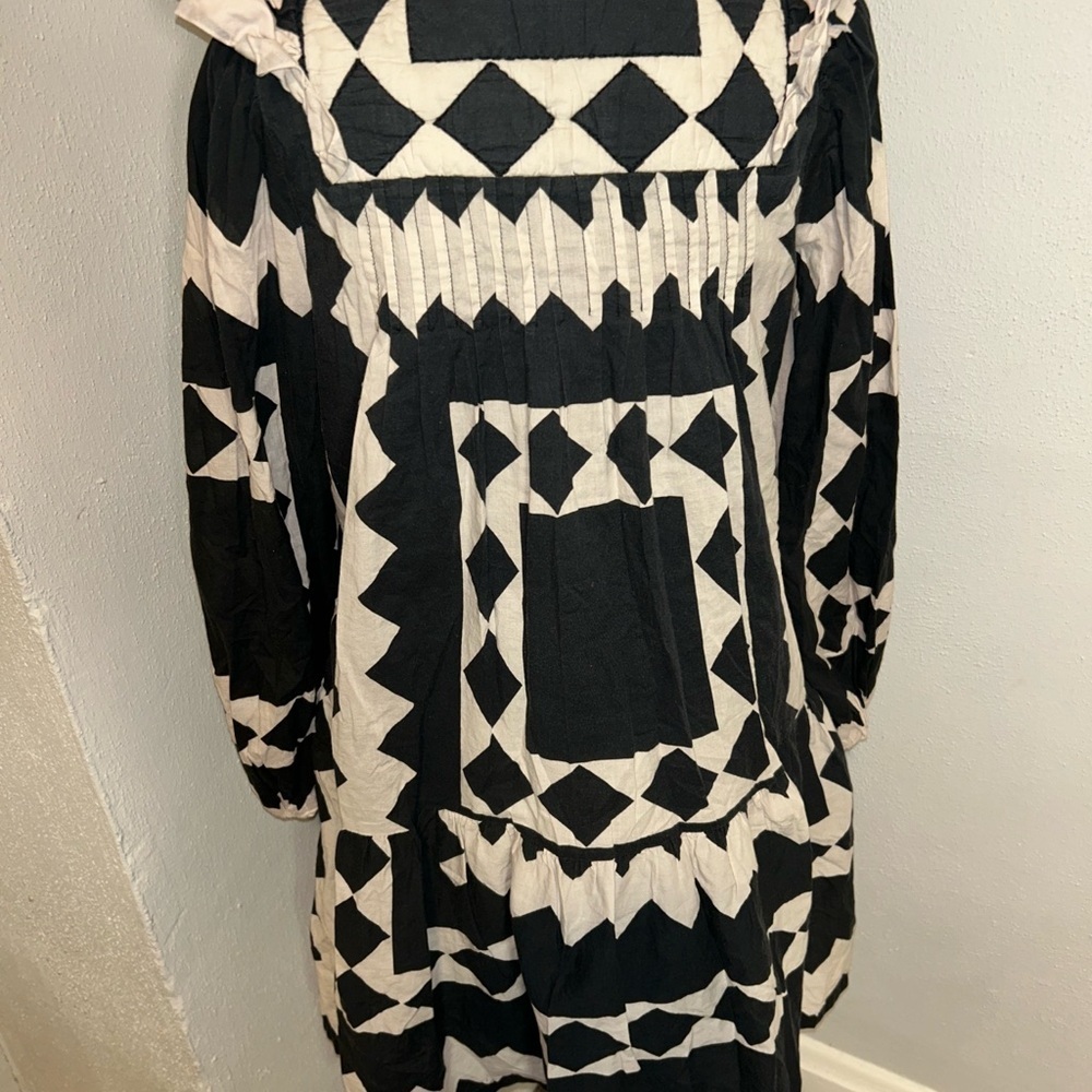 Sea New York Black and Cream Long Sleeve Dress - Picture 4 of 4